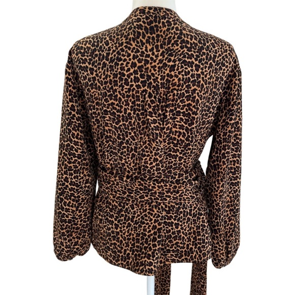 J.Crew Wrap Top Size Small Animal Print - Picture 3 of 10